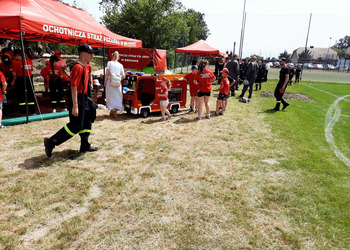 Uczestnicy zawodów sportowo-pożarniczych