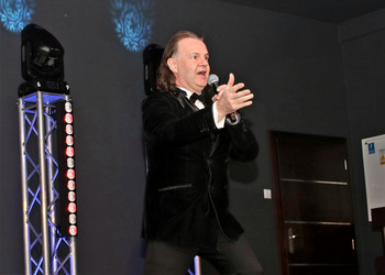 Zdjęcie przedstawia uczestników Dnia Kobiet