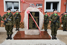 Uroczyste odsłonięcie pomnika i tablicy upamiętniające Powstańców Wielkopolskich z Zaborówca
