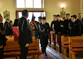 zdjęcie przedstawia uczestników Dnia Strażaka