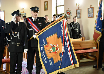 zdjęcie przedstawia uczestników Dnia Strażaka