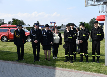 zdjęcie przedstawia uczestników Dnia Strażaka