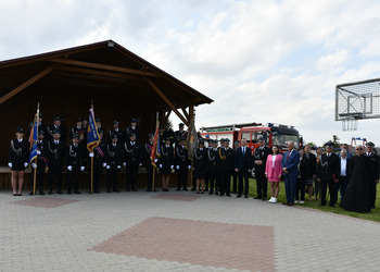 zdjęcie przedstawia uczestników Dnia Strażaka