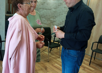 Zdjęcie przedstawia wykładowców 