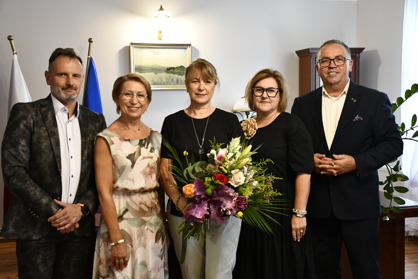 zdjęcie przedstawia Wójta z dyrektorami Szkół