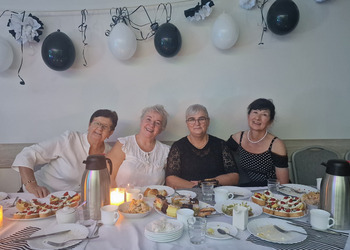 Zdjęcie przedstawia uczestników Klubu Seniora