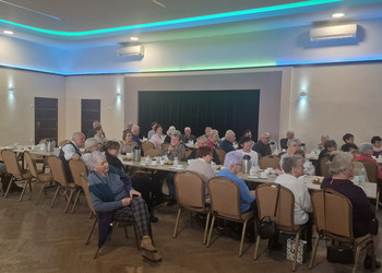 uczestnicy spotkania - członkowie klubu seniora