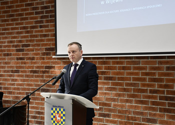 przemówienie zaproszonych gości 