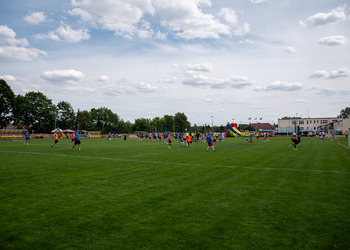 zdjęcie przedstawia turniej w piłkę nożną 