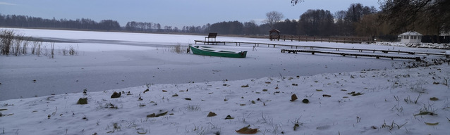 jezioro Breńskie ze śniegiem