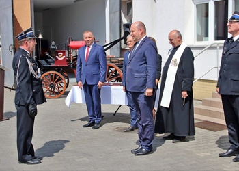 Uczestnicy odebrania łodzi dla OSP Wijewo 