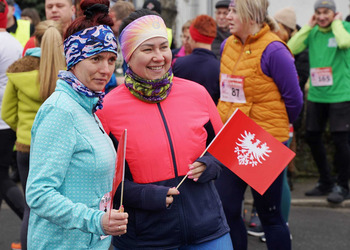 Zdjęcie przedstawia uczestników IV Biegu Powstańczego