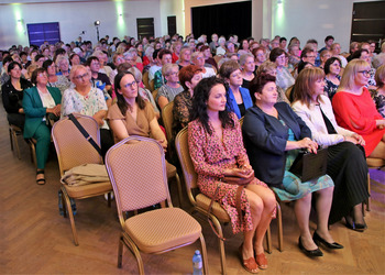 zdjęcie przedstawiające uczestników koncertu